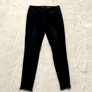 American eagle black super low jegging (size 4)